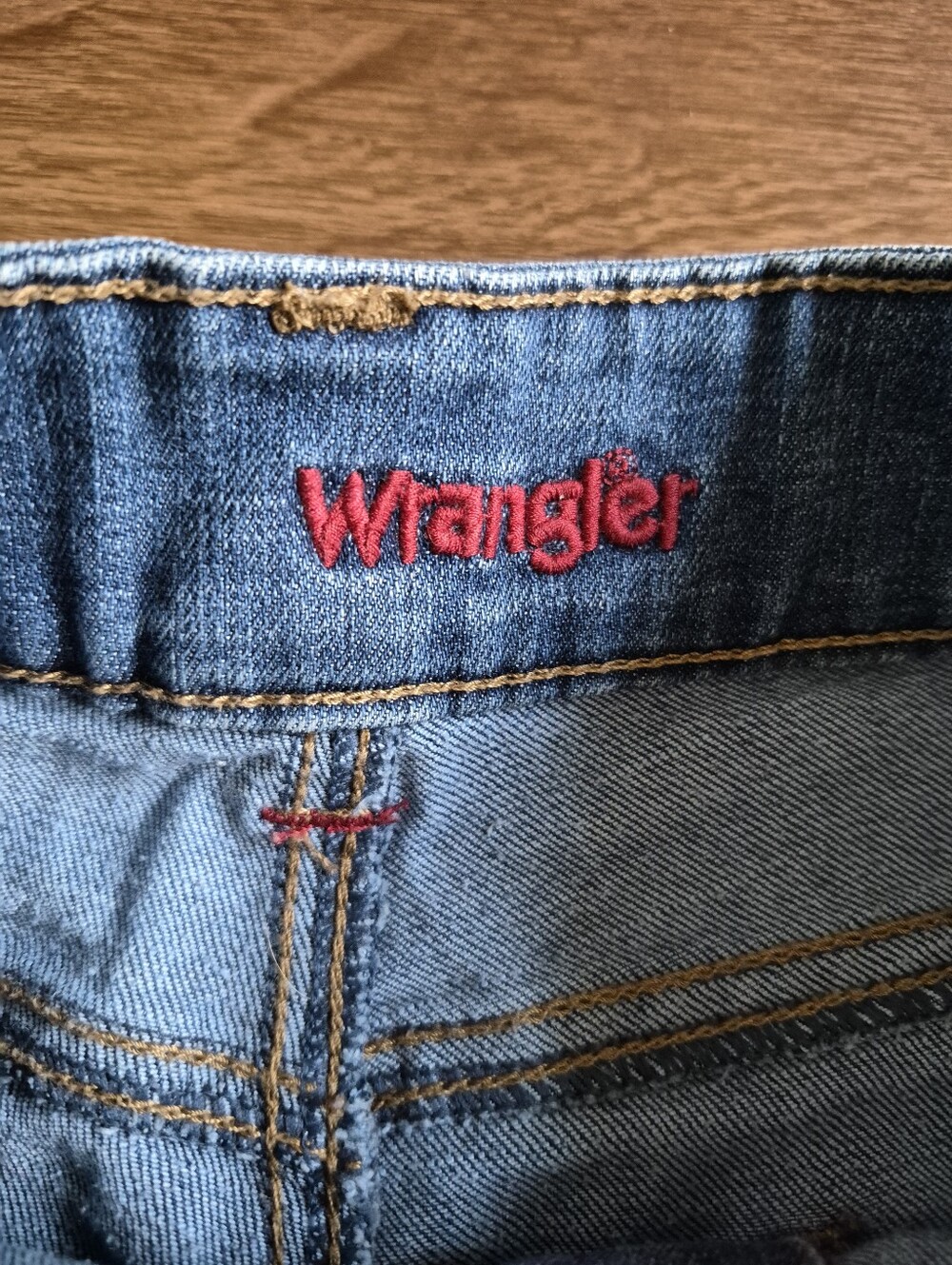 NEW Wrangler Denim Shorts Jeans Pockets Y2K 5 Pocket Comfort 90s Sz 6 - Picture 3 of 4